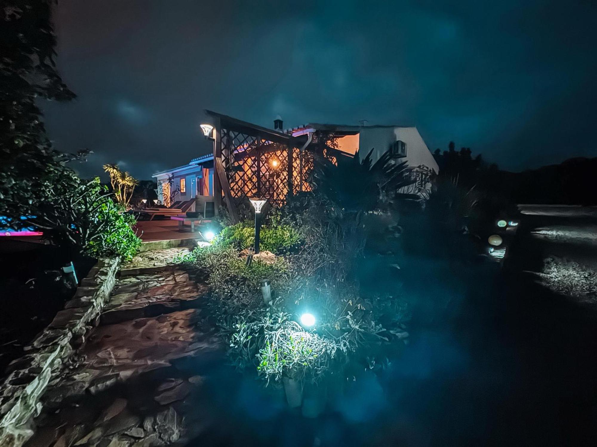 Villa Rubix Luz Exterior foto